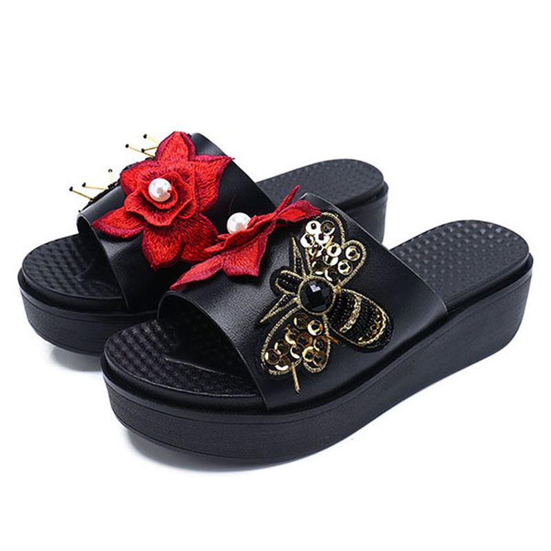 Dam Sommarsandaler Slip On Soft Sole Blommor Brodery Tofflor