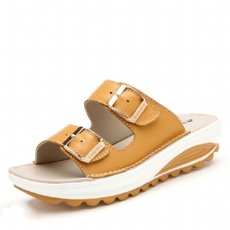 Stor Storlek Mjukt Läderspänne Peep Toe Tofflor Slip On Beach Platform Sandaler