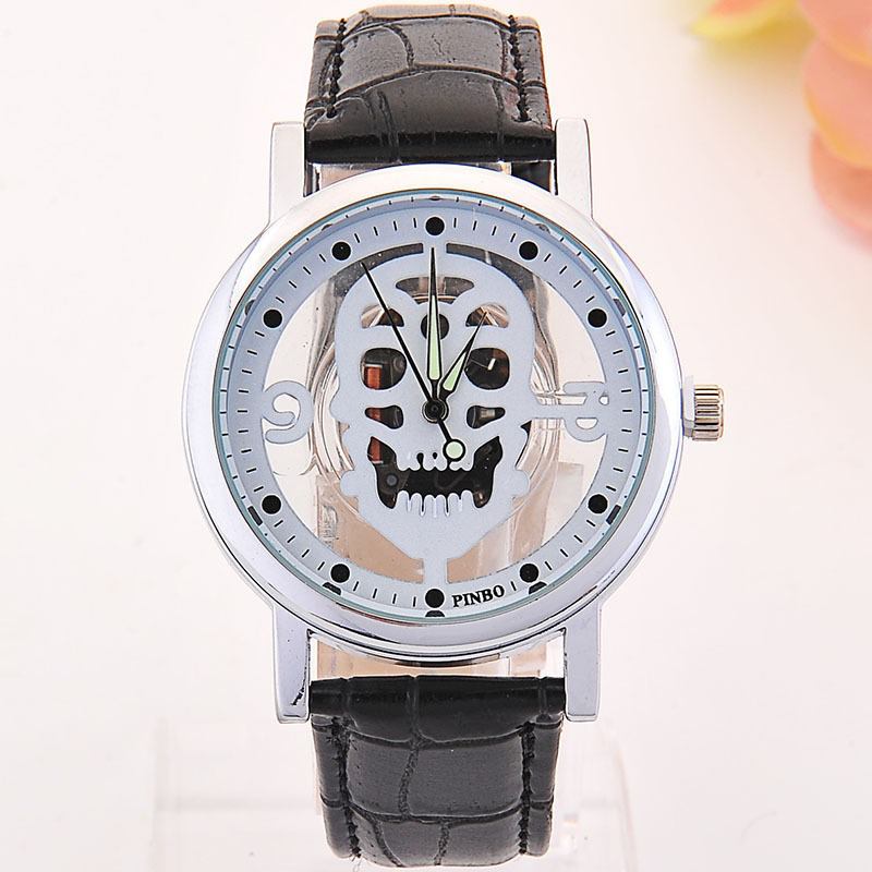 Hollow-out Skull Real Belt Quartz Watch Mode Dubbelsidig Vintage Herr Damklocka