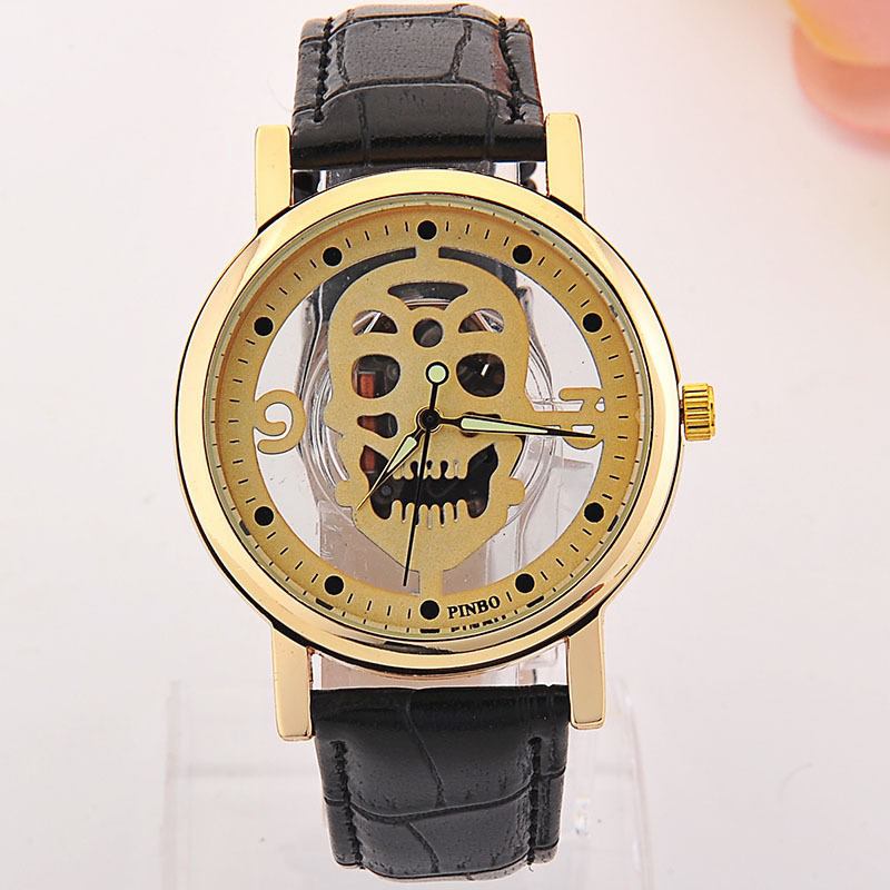 Hollow-out Skull Real Belt Quartz Watch Mode Dubbelsidig Vintage Herr Damklocka