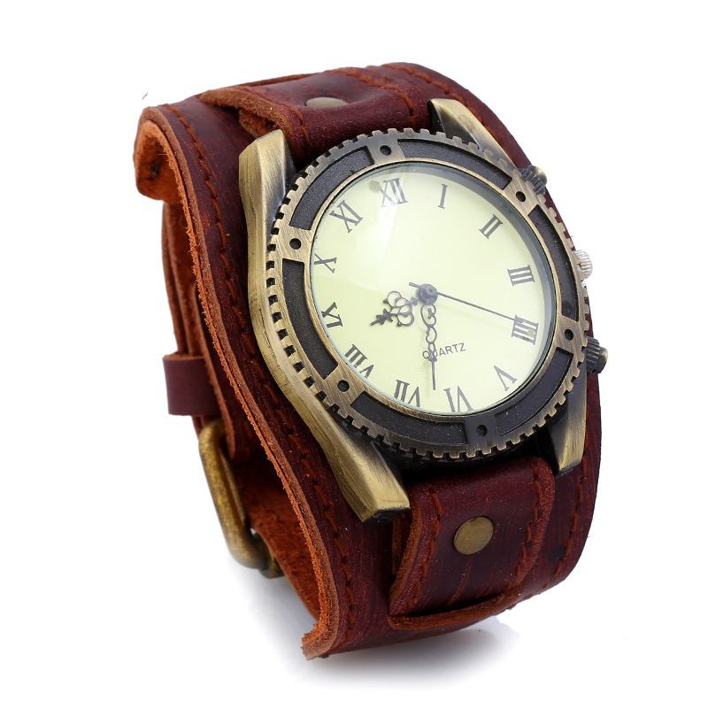 Retro Punk Style Läderband Män Mode Pointer Quartz Watch