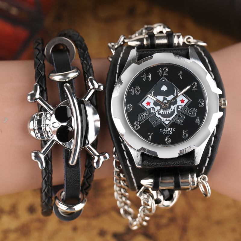 Vintage Fyrkantig Urtavla Herrklocka Hollow Skull Leather Quartz Watch