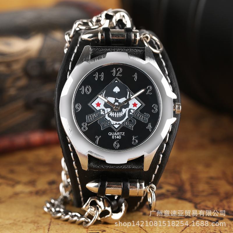 Vintage Fyrkantig Urtavla Herrklocka Hollow Skull Leather Quartz Watch