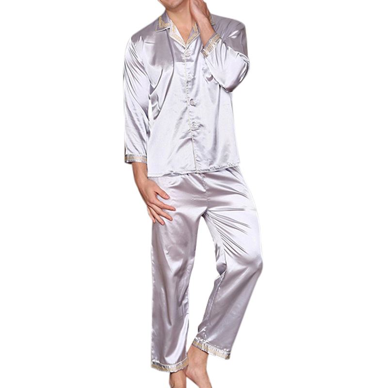 Silk Soft Pyjamasset Som Andas