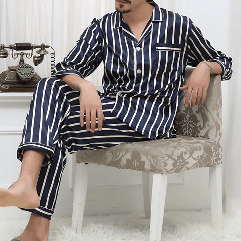 Stripes Med Tryck Pyjamas Sets