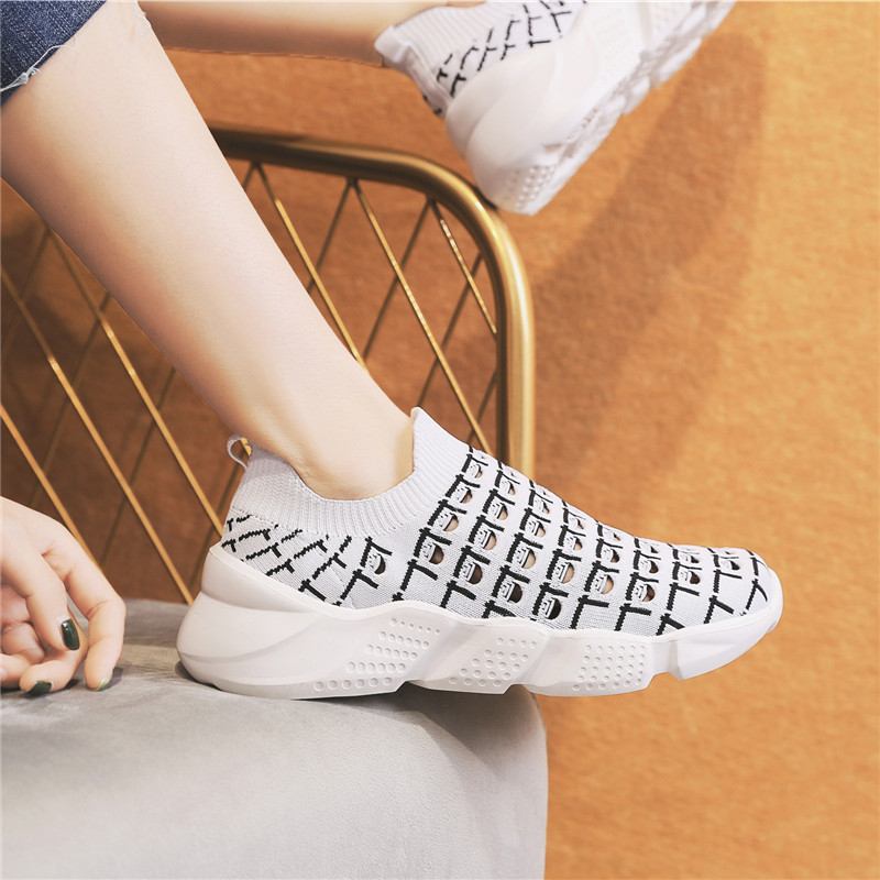 Kvinnor Casual Mode Hollow Out Färg Patchwork Sneakers