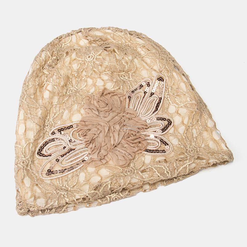 Stickning Cutout Kepsar Blommor Beanie Relief