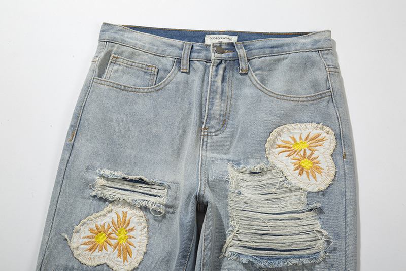 High Street Heavy Hole Patch Broderade Jeans