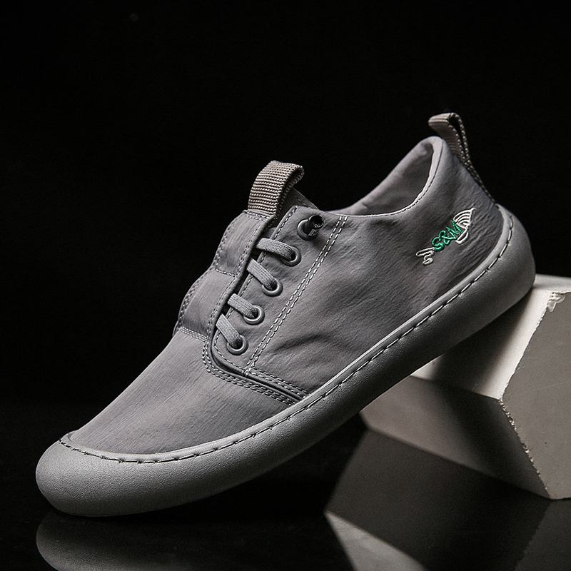 Män Ice Silk Cloth Anti-halk Andas Snabbtorkande Casual Shoes