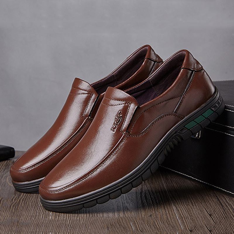 Män Kohud Andningssula Slip On Daily Business Casual Shoes