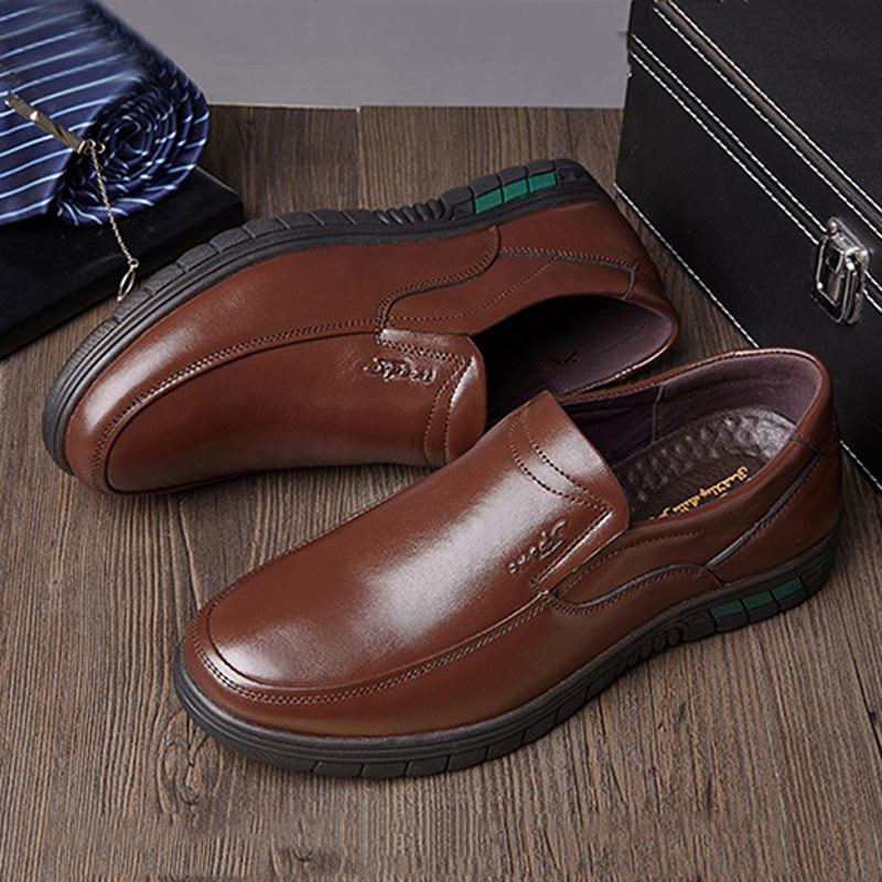 Män Kohud Andningssula Slip On Daily Business Casual Shoes