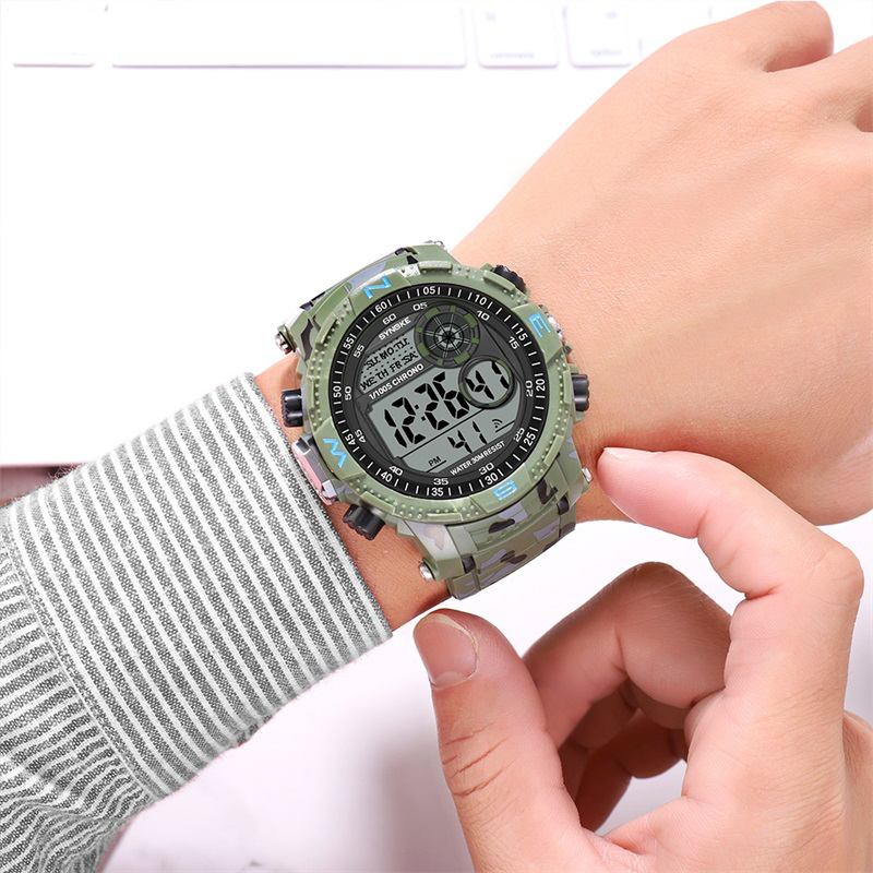 Sport Herrklocka Vattentät Lysande Date Week Display Camouflage Outdoor Digital Watch