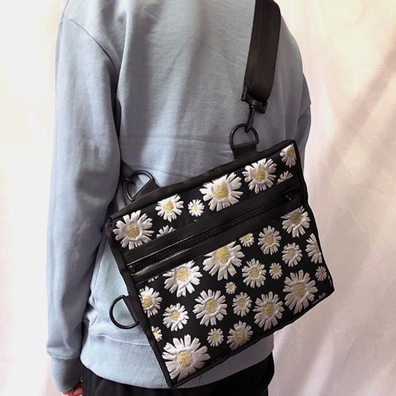 Dam Casual Blommor Nylon Crossbody Bag Axelväska