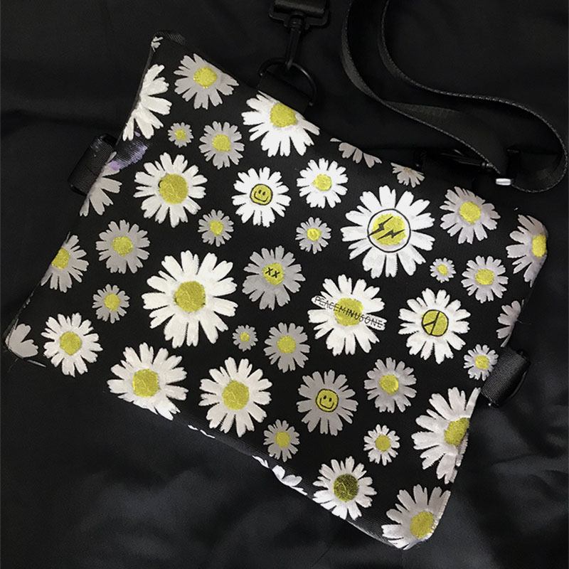 Dam Casual Blommor Nylon Crossbody Bag Axelväska