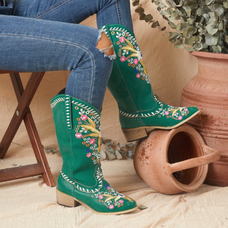 Kvinnor Läder Retro Blomstertryck Bärbara Slip On Chunky Heel Cowboystövlar Med Mitten Av Vaden