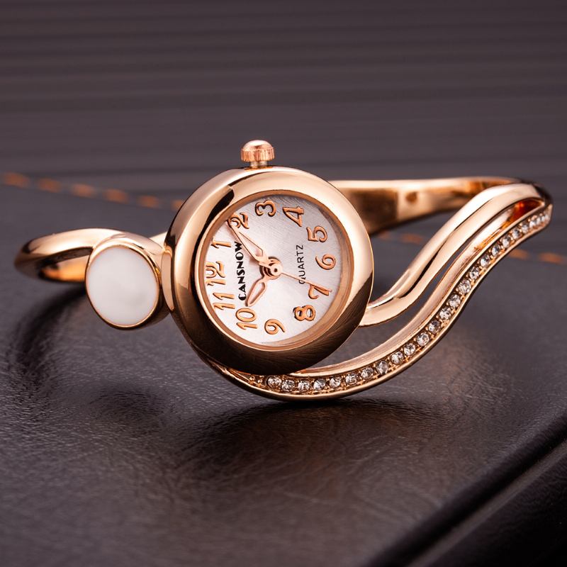 Casual Style Oregelbunden Dam Armband Watch Crystal Quartz Klockor