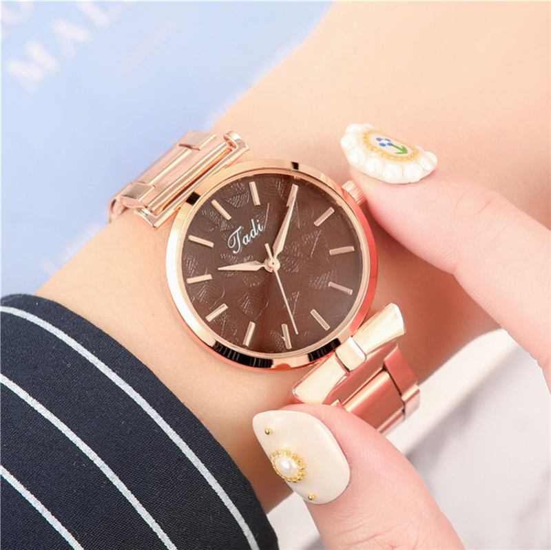 Elegant Design Utan Nummer Urtavla Casual Damarmbandsur Rose Gold Case Full Quartz Watch