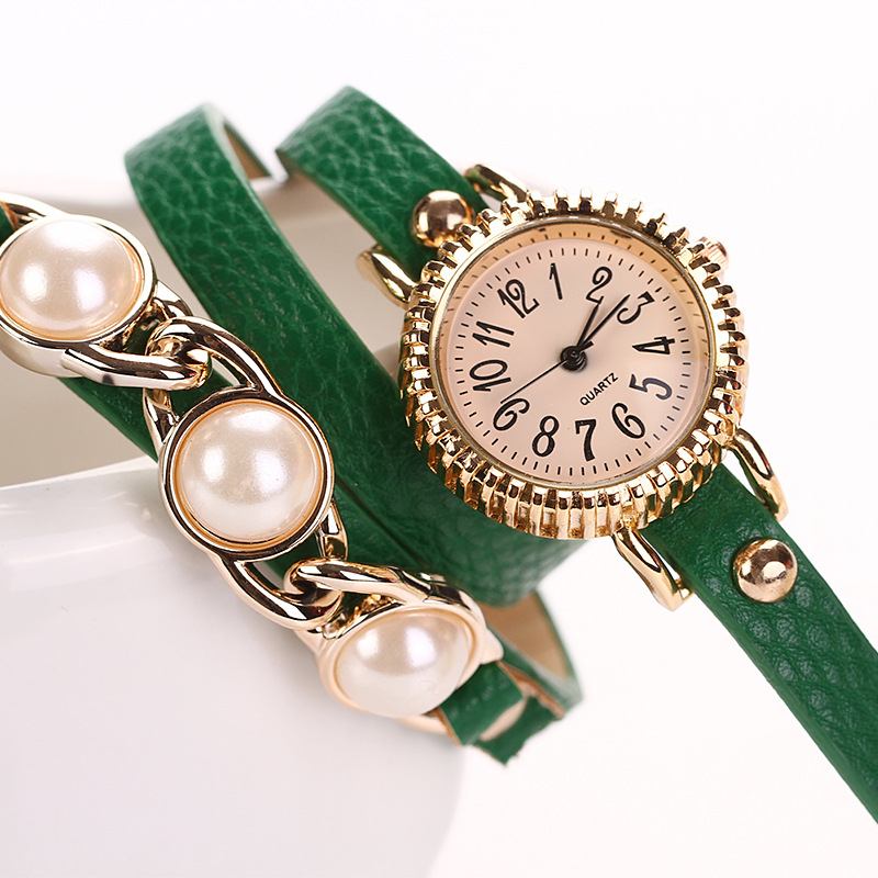 Mode Three Pearl Damklocka Damklänning Watch Armband Quartz Watch