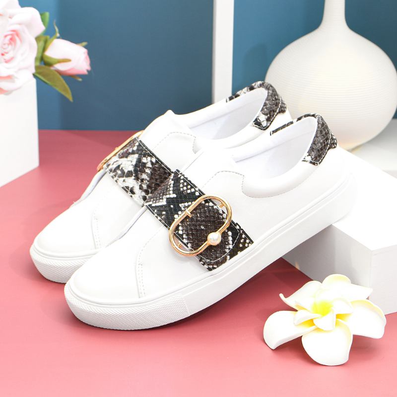 Kvinnor Metal Spänne Snake Med Tryck Casual Flats