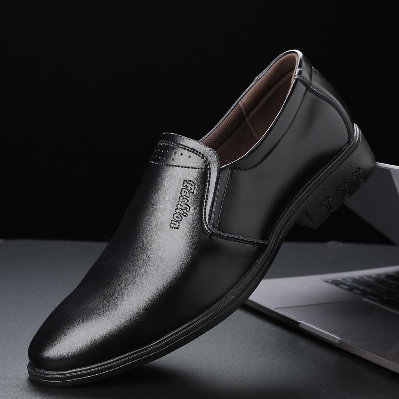 Män Kohud Läder Spetsad Tå Mjuk Botten Slip On Business Casual Dress Shoes