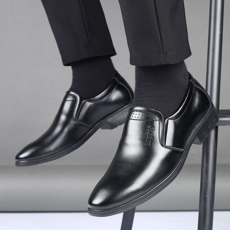 Män Kohud Läder Spetsad Tå Mjuk Botten Slip On Business Casual Dress Shoes