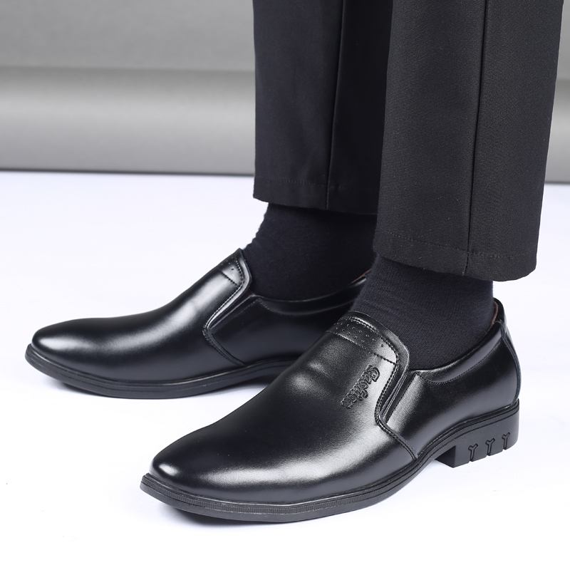 Män Kohud Läder Spetsad Tå Mjuk Botten Slip On Business Casual Dress Shoes