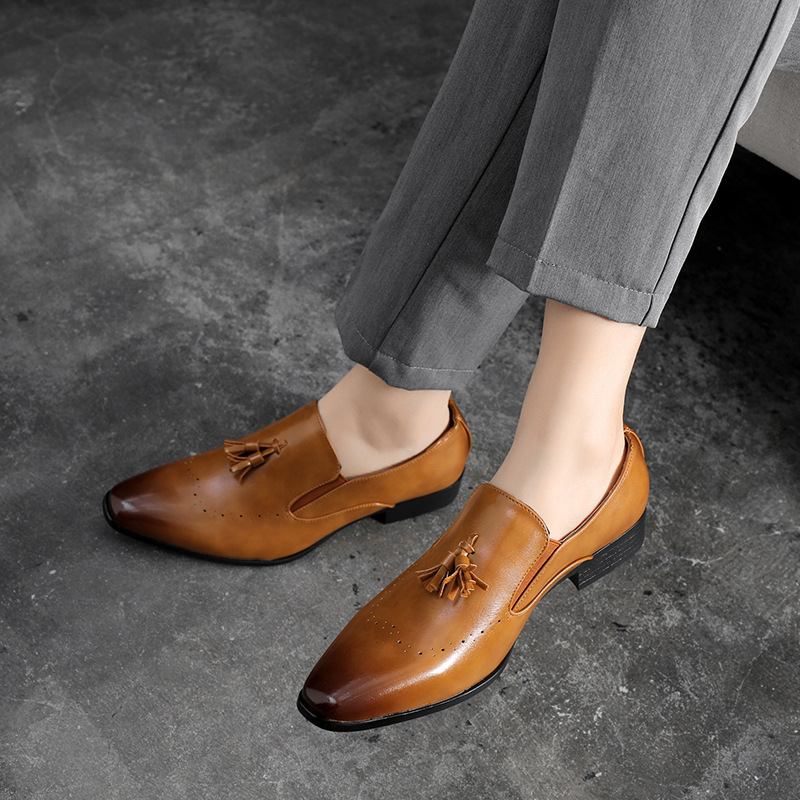 Män Läder Andas Mjuk Sula Brief Ren Färg Slip On Casual Dress Shoes