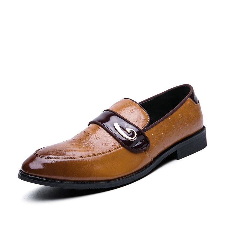 Män Retro Metall Splicing Läder Slip On Business Casual Gentle Shoes