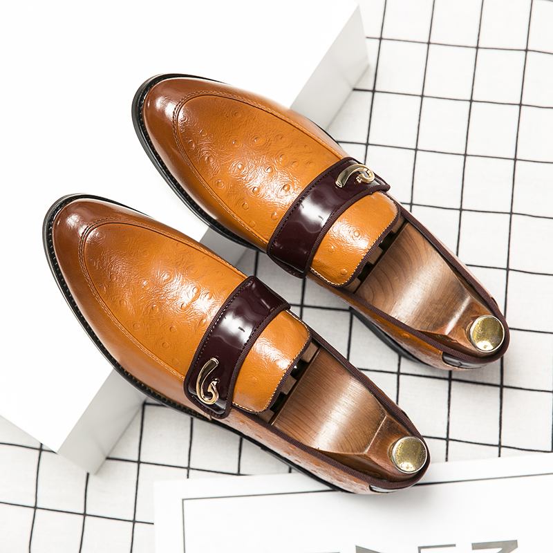 Män Retro Metall Splicing Läder Slip On Business Casual Gentle Shoes