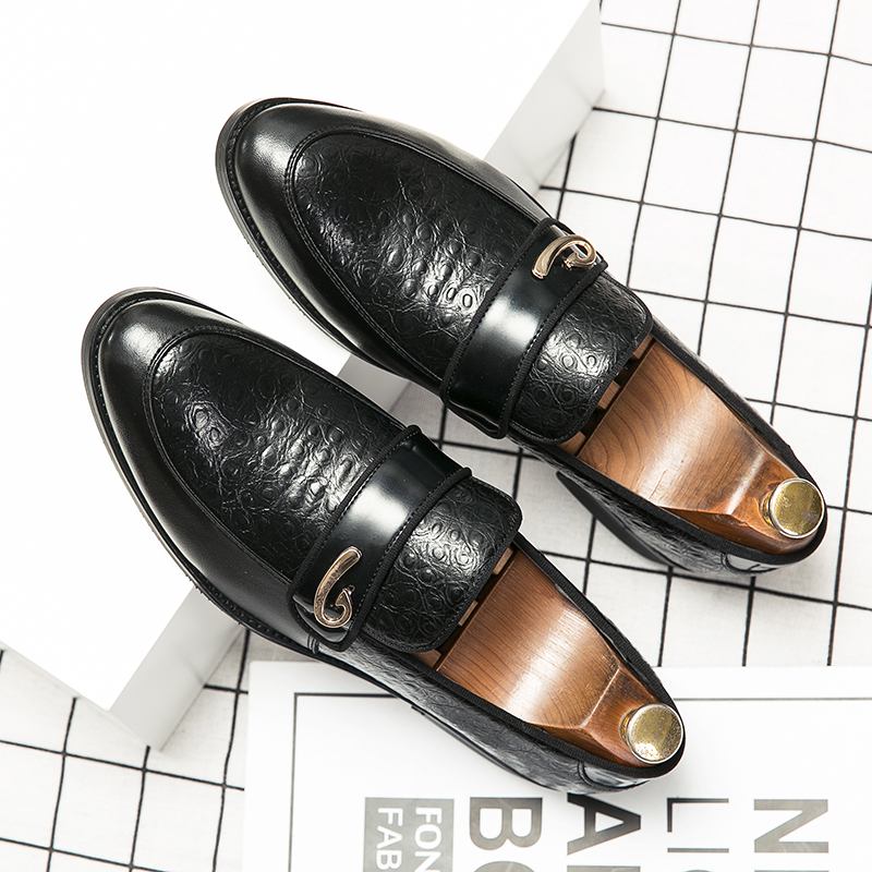 Män Retro Metall Splicing Läder Slip On Business Casual Gentle Shoes