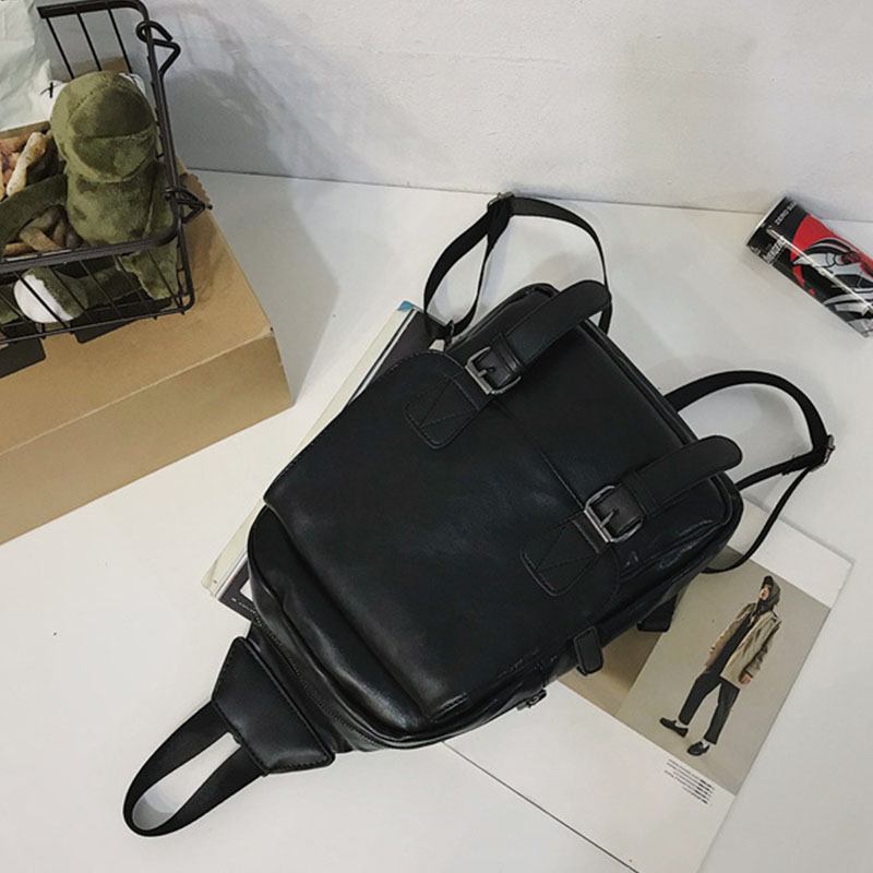 Män Retro Hörlurshål Multi-carry Usb Laddning Flerlager Vattentät Crossbody-väska Bröstväska Sling Bag