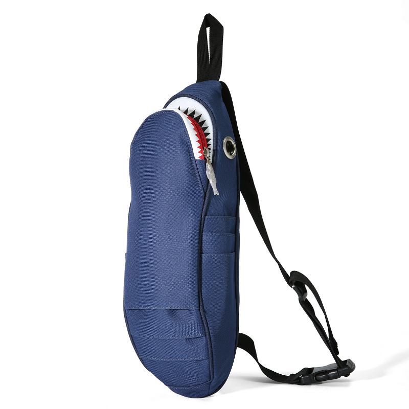 Unisex Canvas Shark Shape Multi-pocket Bröstväska Tecknad Casual Super Mjuk Stor Kapacitet Multifunktion Messenger Crossbody Bags Axelväska