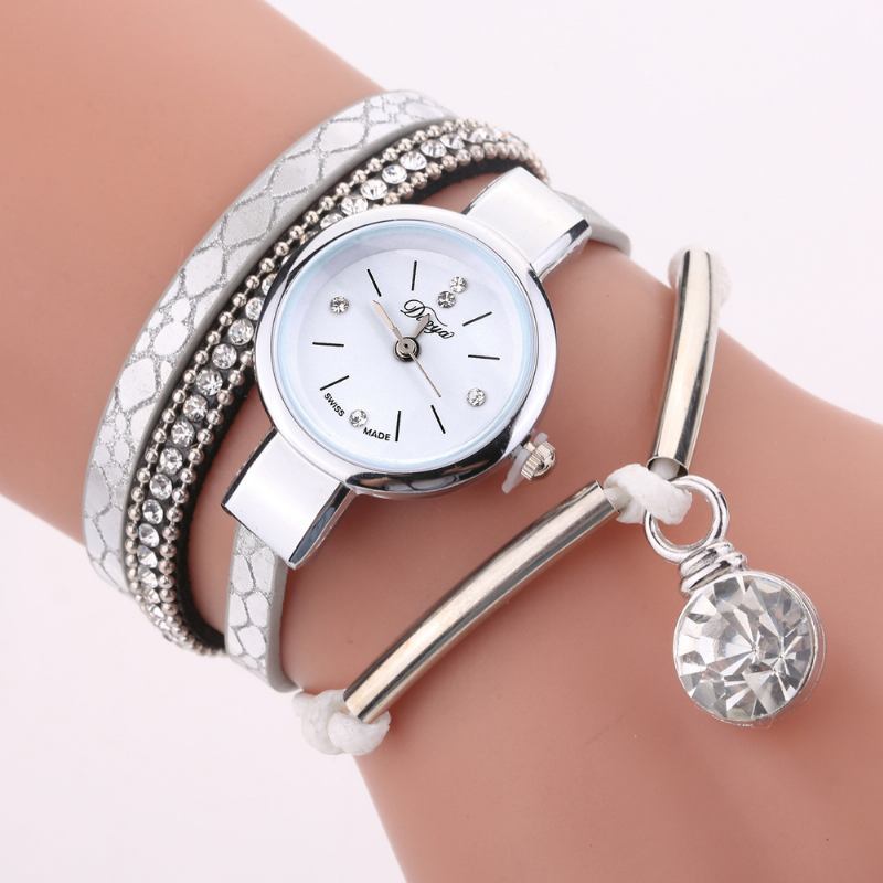 Crystal Hänge Dam Armband Watch Retro Style Läderrem Quartz Watch