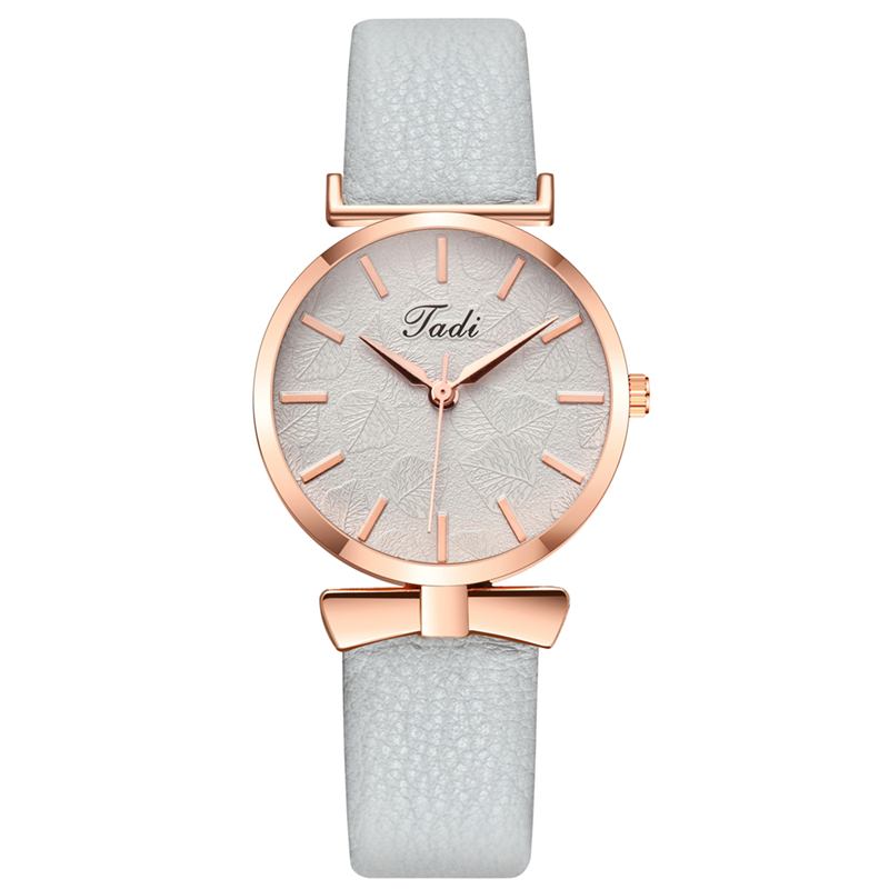 Mode Casual Eleganta Kvinnor Klockor Läder Band Urtavla Rose Gold Armbandsfodral Quartz Watch