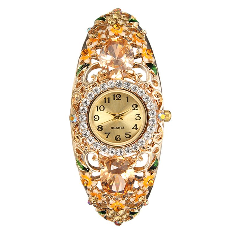 Retro Stil Dam Armband Watch Blommor Diamond Quartz Watch