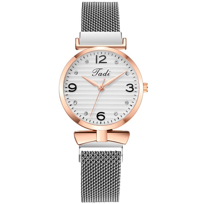 Trendig Enkel Elegant Design Vilda Kvinnor Klockor Mesh Band Rose Gold Case Quartz Watch