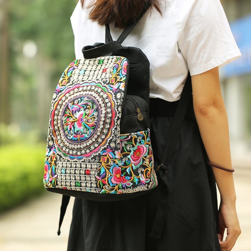 Kvinnor National Style Broderi Dragkedja Creative Backpack